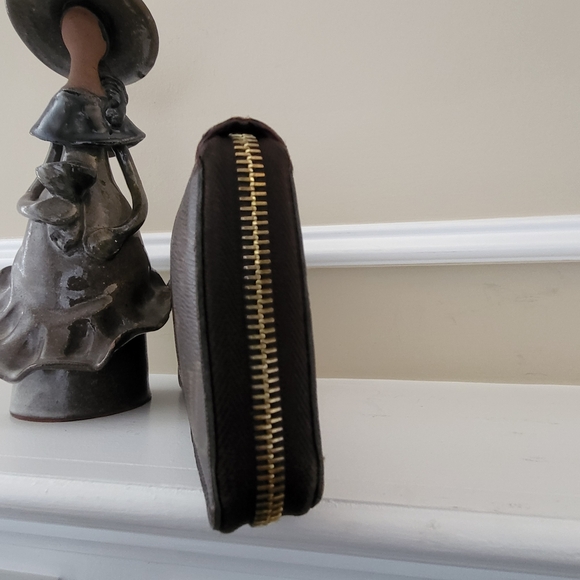 LOUIS VUITTON Monogram Coated Canvas Zippy Long Wallet..Authentic. - Picture 12 of 13